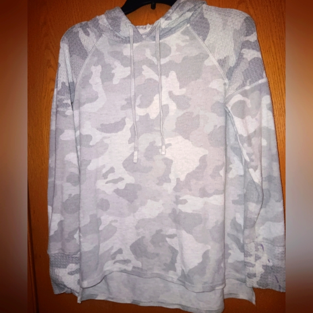 Women's size medium,  SO HOODED LONG SLEEVE SWEATER